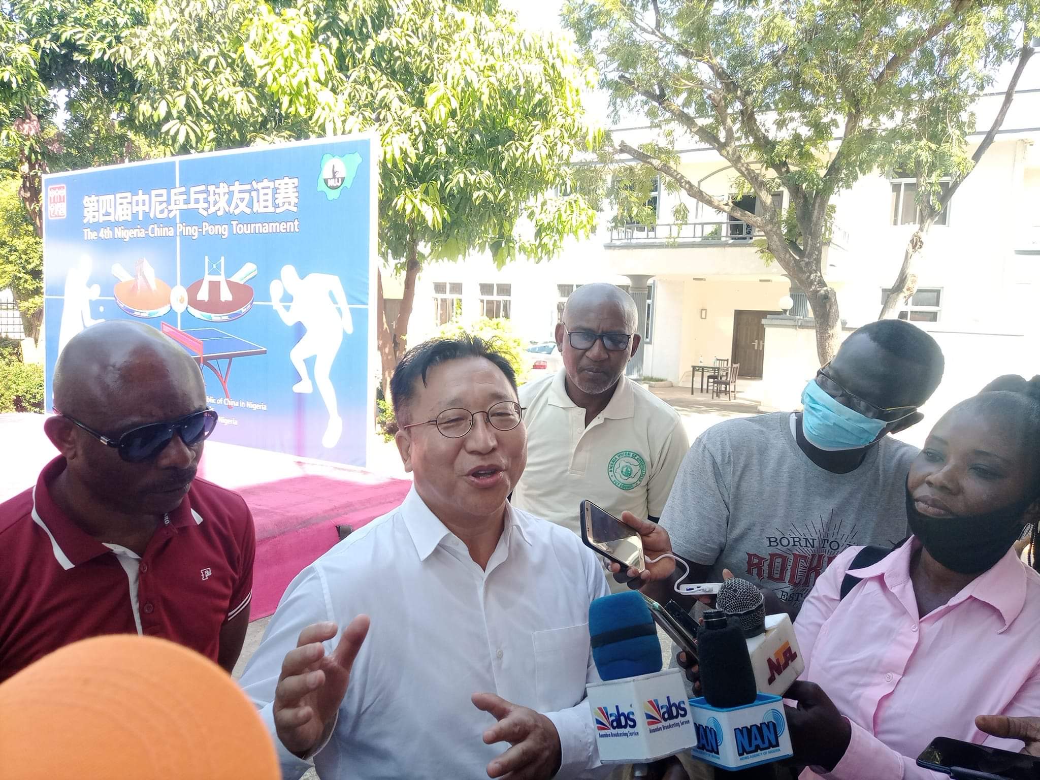 Ambassador Cui Jianchun at the table tennis sporting event for journalists