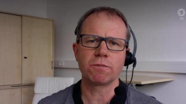 Carsten Watzl speaks on Omicron origin