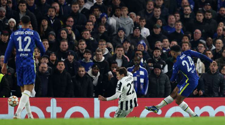 Unstoppable Chelsea demolish Juventus to reach next stage