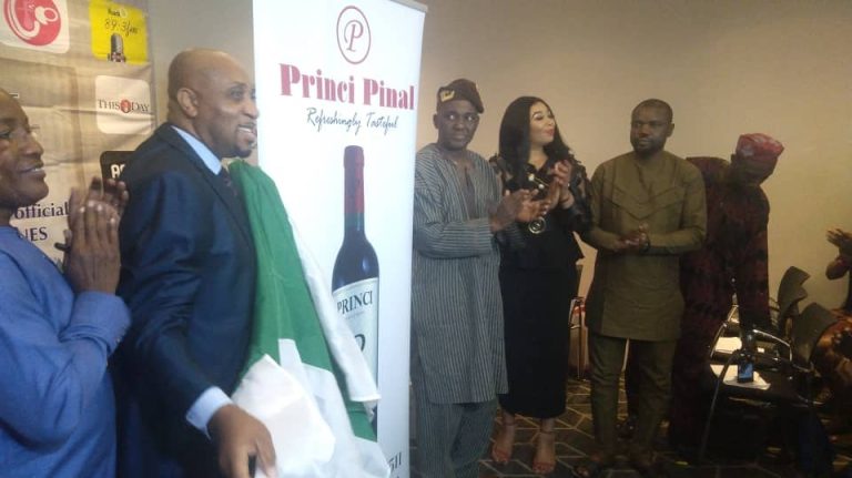 Chinaka unveils his wine in Lagos