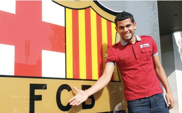 Dani Alves back in Barcelona