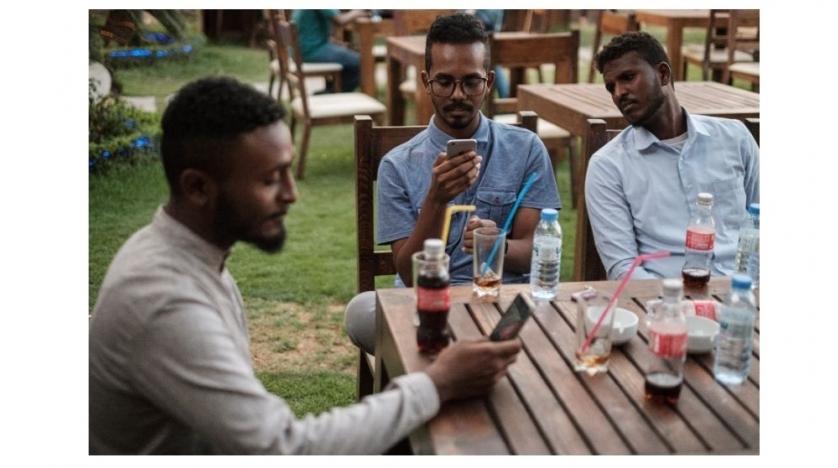 Internet service resumes in Sudan