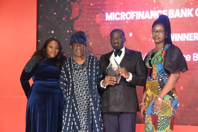 L-R: Mrs. Ibukun Oyedeji, President, CFA Society Nigeria; JK Randle, Chairman, JK Randle Professional Services, presenting the Microfinance Bank of the Year Award to Mr. Oluremi Akande, Head, Communications and Branding, LAPO Microfinance Bank Limited, and Mrs. Paula Ikemsinchi Aniobi, Head SME, at the 2021 BusinessDay Banks and Other Financial Institutes’  (BAFI) Awards in Lagos, at the weekend.