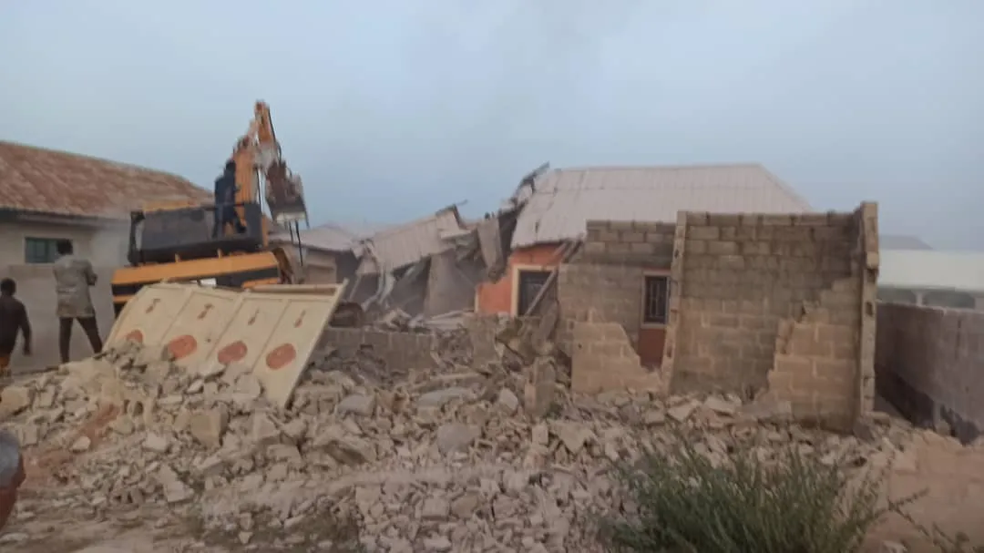 The house belonging to Mohammadu Umar, one of suspected kidnappers allegedly involved in recent abduction at University of Abuja demolished by Niger state government