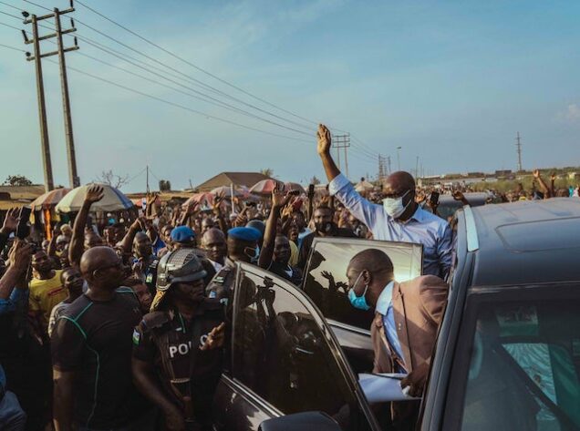 Obaseki arrives to meet protesters on Benin-Sapele highway