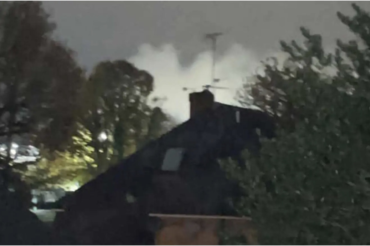 Pinewood studio on fire