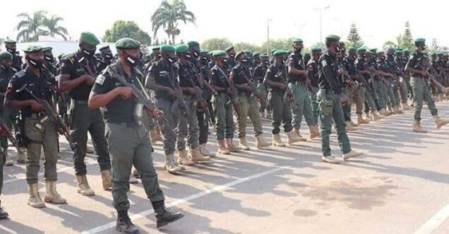 Gunmen kill 4 policeme