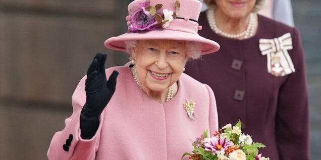 Queen Elizabeth no show at Remembrance Service