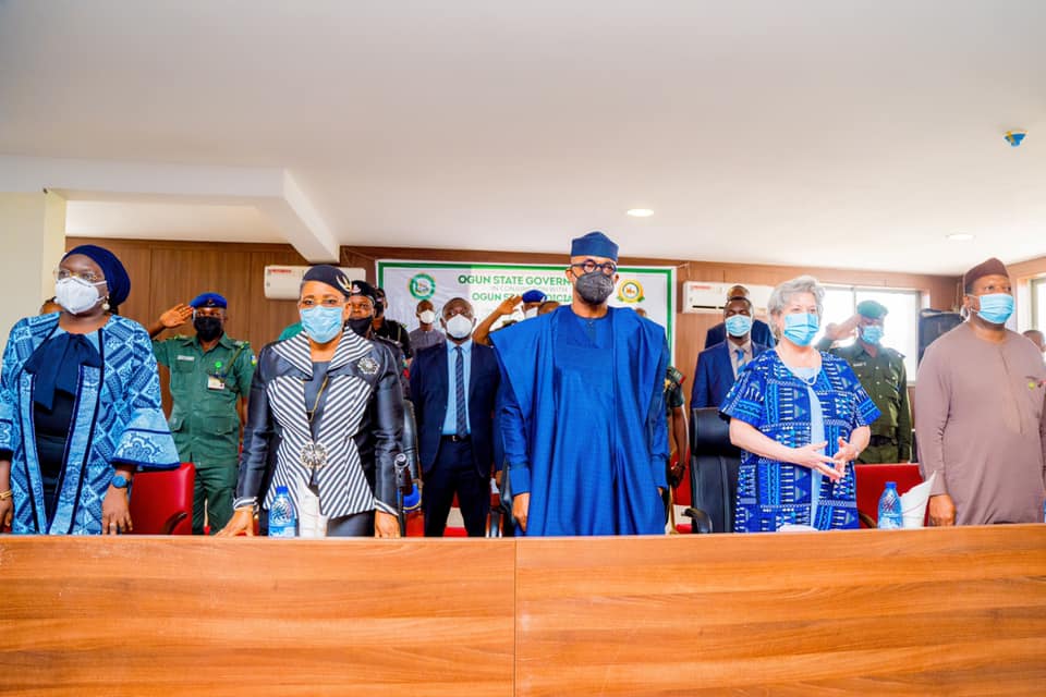 3rd from right: Governor Dapo Abiodun of Ogun State and other stakeholders during the launching of the Case Management and Scheduling System to accelerate justice administration in the state through deployment of ICT.