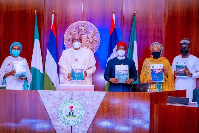 Buhari with PAGMI steering committee members