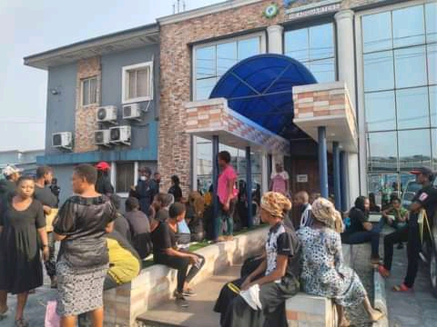 The angry women protesters at Port Harcourt office of PHEDC