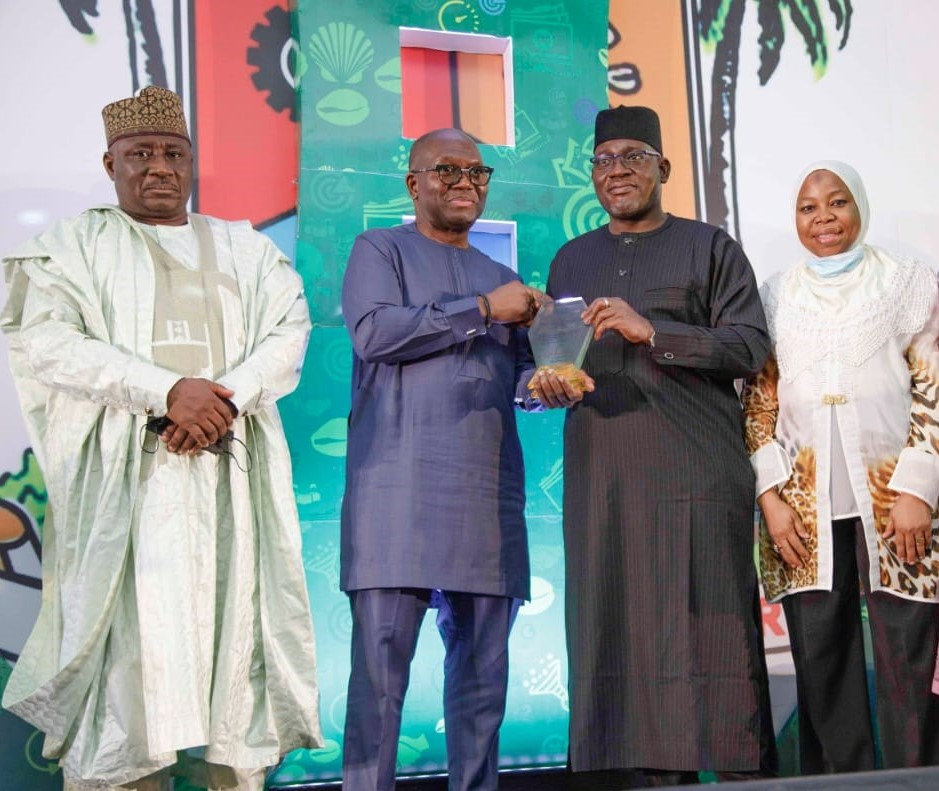 L-R: Coordinating Director, Executive Chairman's Group, Federal Inland Revenue Service (FIRS), Mr. Muhammed Lawal Abubakar; Executive Chairman, Lagos Internal Revenue Service (LIRS), Mr. Ayodele Subair.