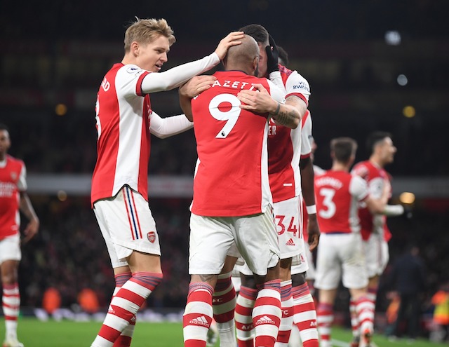 Lacazette with Martinelli after Arsenal's first goal