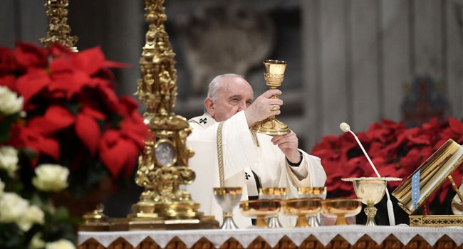 Pope Francis calls for humility in Christmas Eve mass