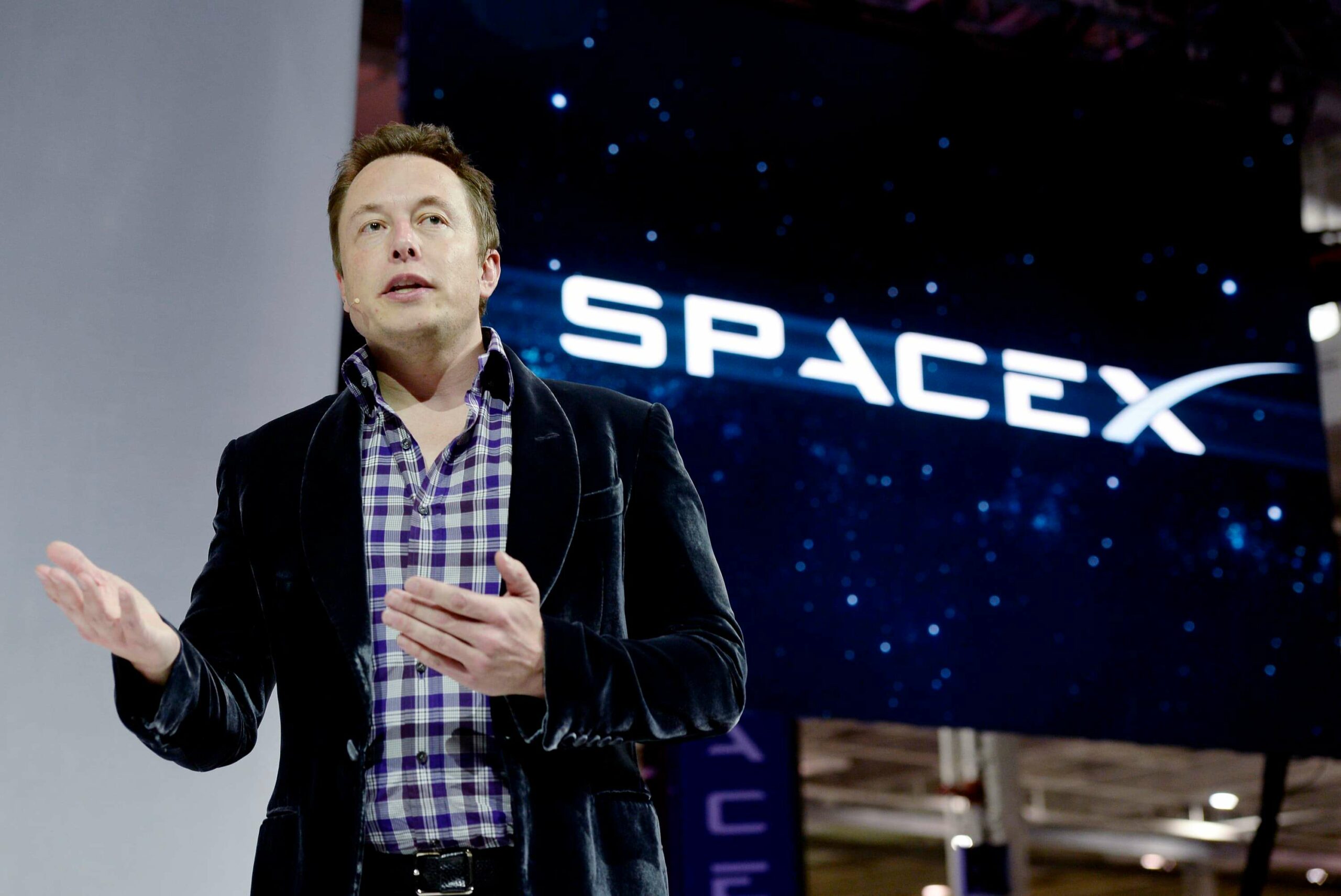 Elon Musk's SpaceX raises over $337m in fresh funding