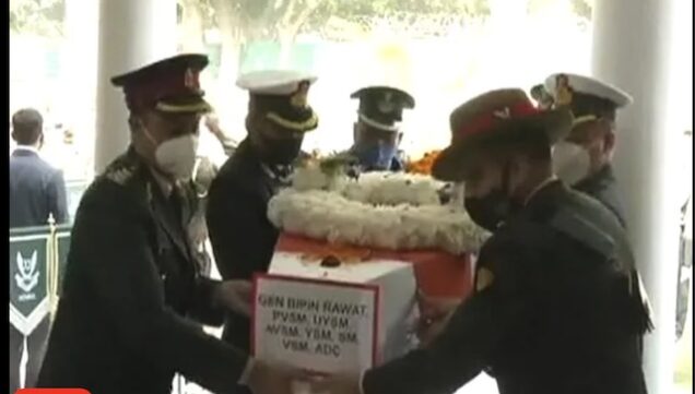 The final rites for General Bipin Rawat and wife
