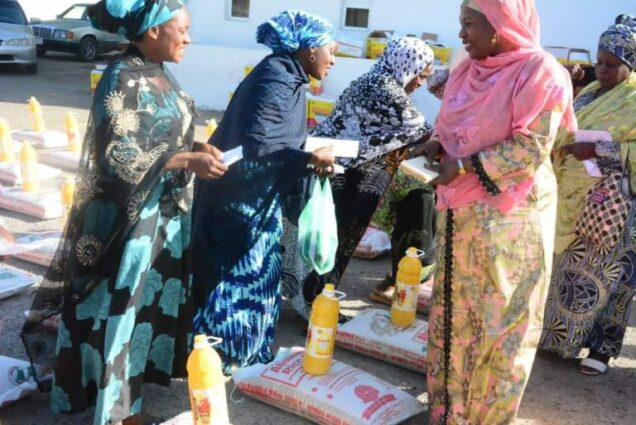 Wife of Borno Governor presents Xmas gifts to Christian widows, less privileged