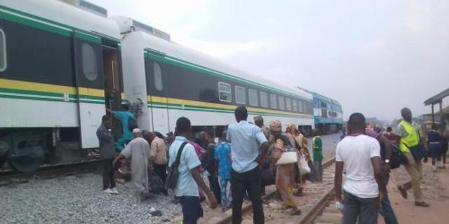 Passengers enjoy Lagos-Ibadan free train service