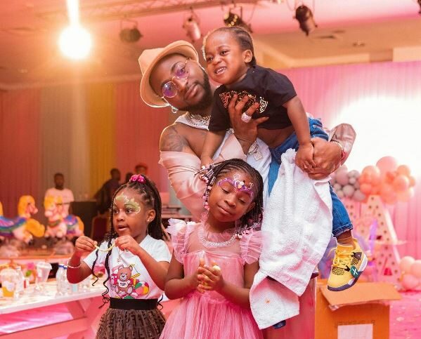 Davido with his kids