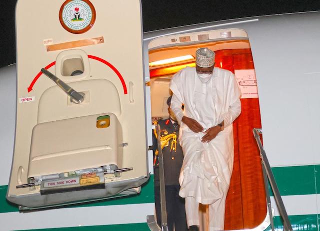 Buhari arrives Kaduna