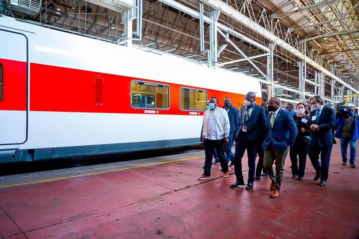 Governor Sanwo Olu and other officials of Lagos state government inspecting the Talgo, high-speed train in Milwaukee city, US 