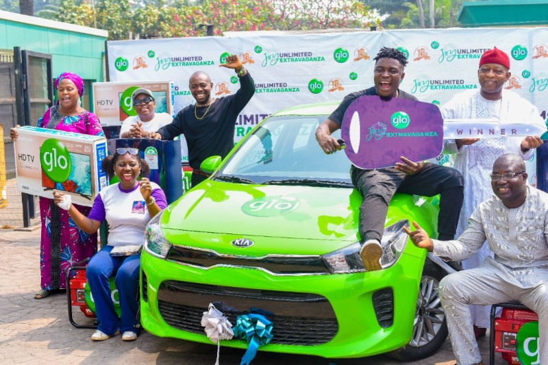 Winners in Glo's Joy Unlimited Extravaganza