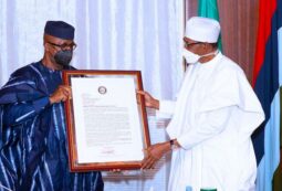Gov Abiodun hands ‘Omowale’ Buhari an appreciation letter