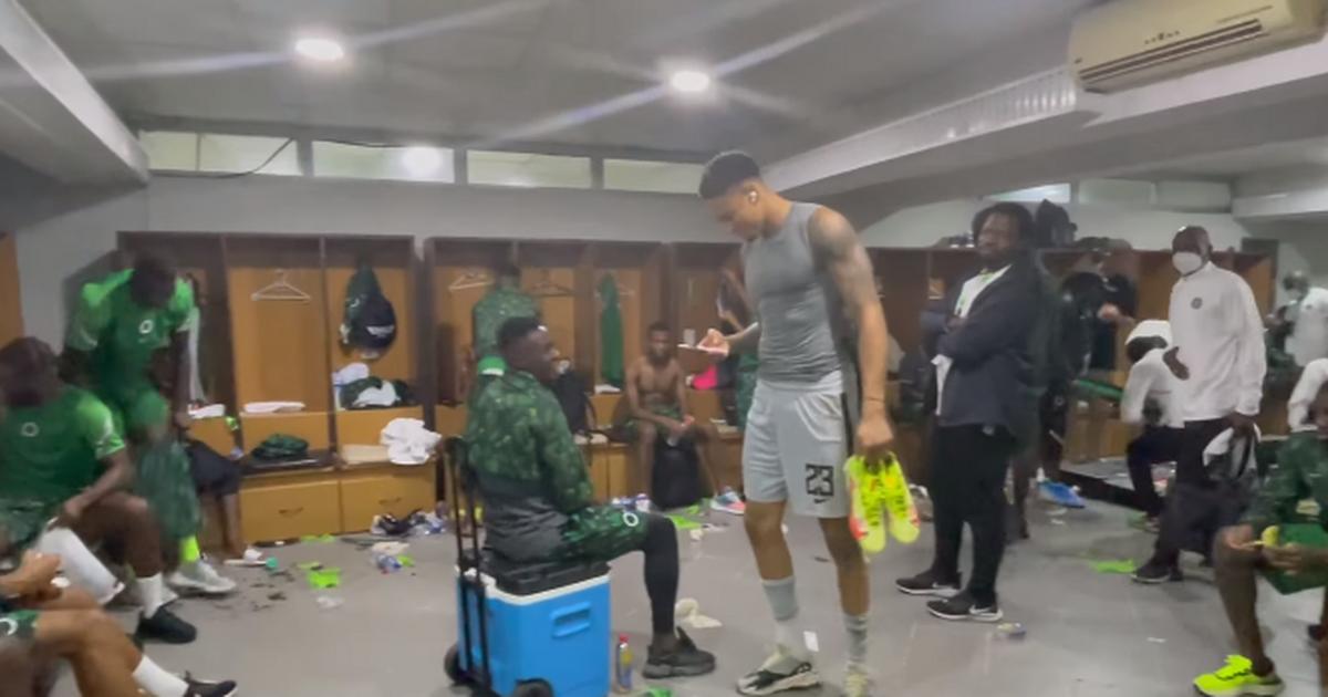 NFF President Pinnick, others barred from Super Eagles’ dressing room