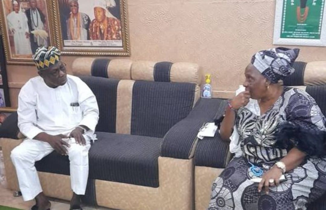 Obasanjo visits late Olubadan’s family