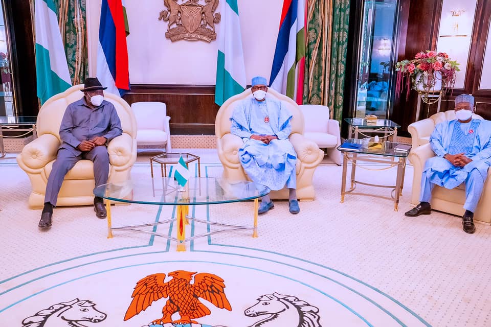 Jonathan with Buhari in Aso Rock