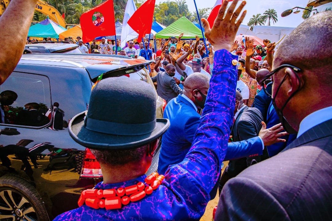 Vice President Yemi Osinbajo dazzles in Ijaw outfit complimented with a hat and walking stick during his during engagements in Bayelsa