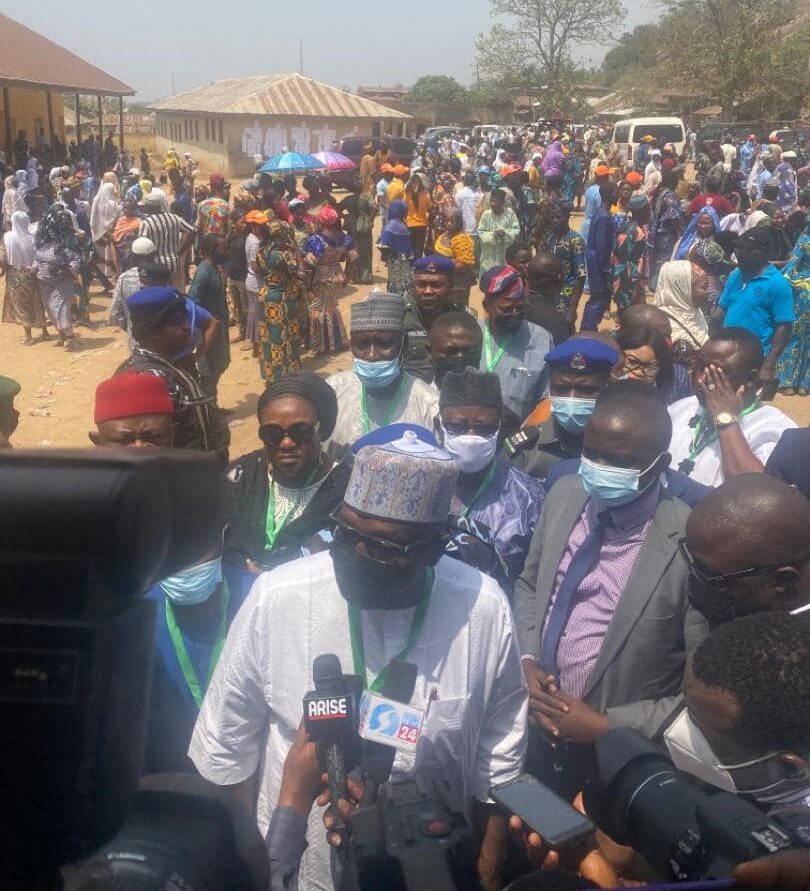 Chairman of Osun APC governorship primary, Governor Abdulrazaq leads inspection of voting in wards
