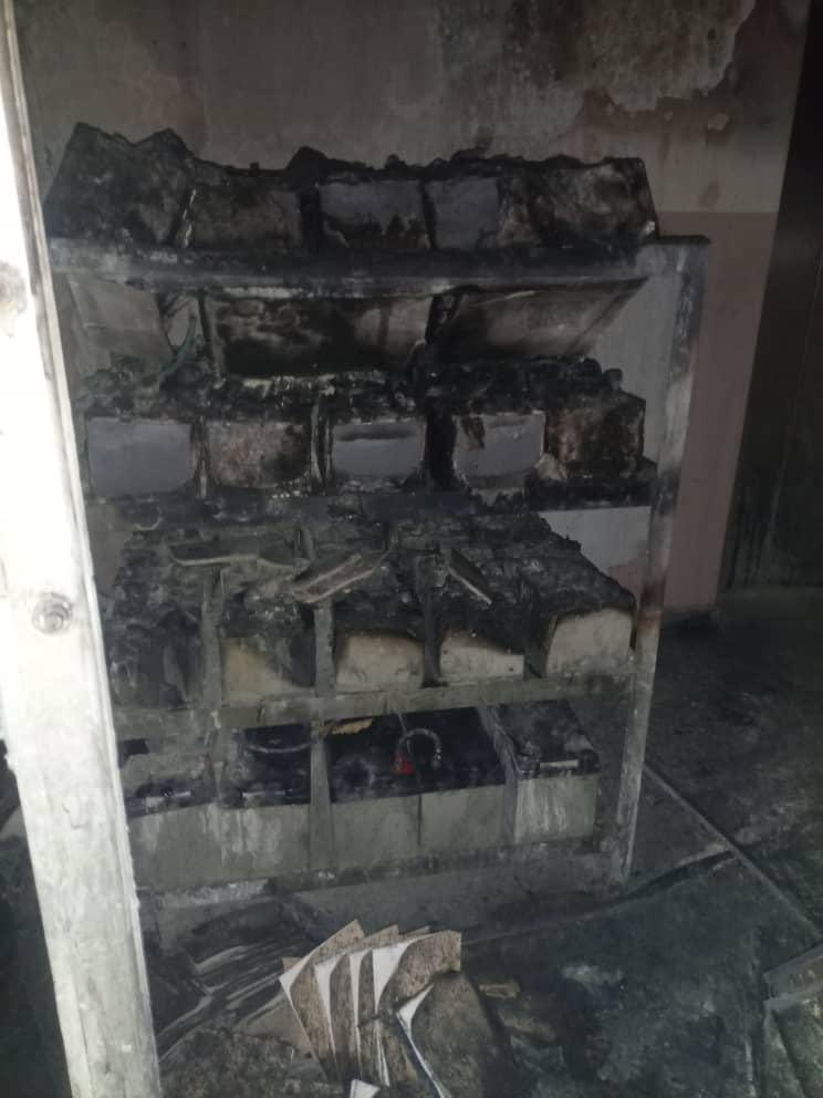 The burnt inverter 