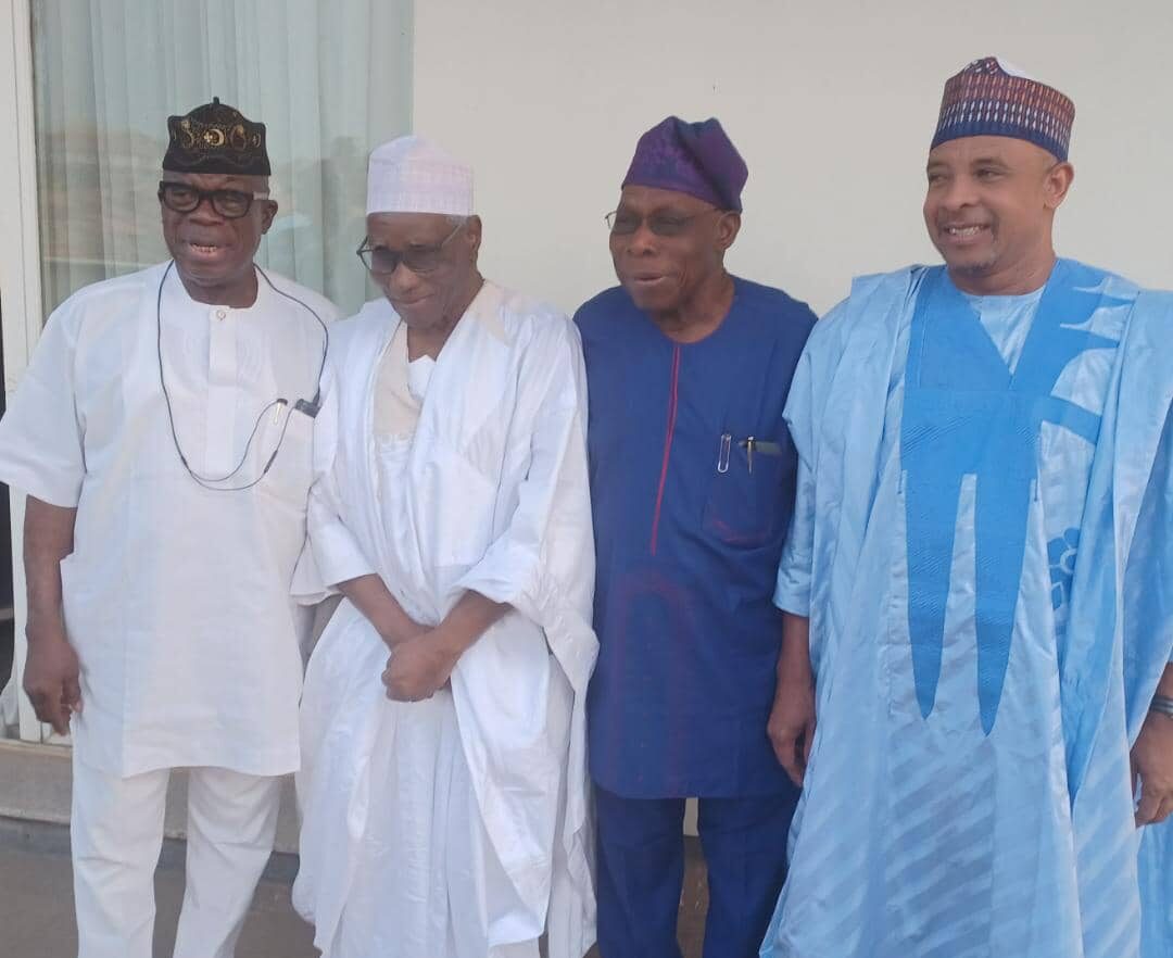 Obasanjo, Ango Abdullahi and others during the visit