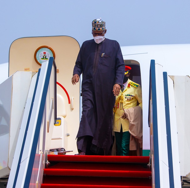 Buhari arrives Abuja from Addis Ababa