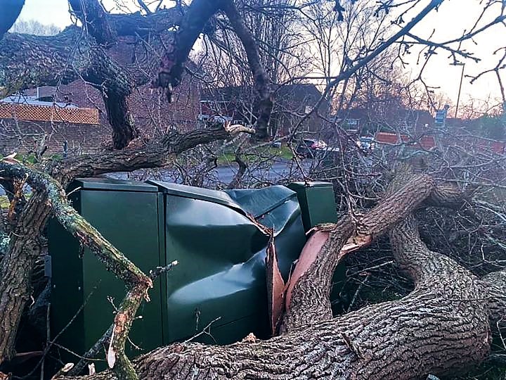 200K British Homes Still Lack Power After Storm Eunice - P.M. News