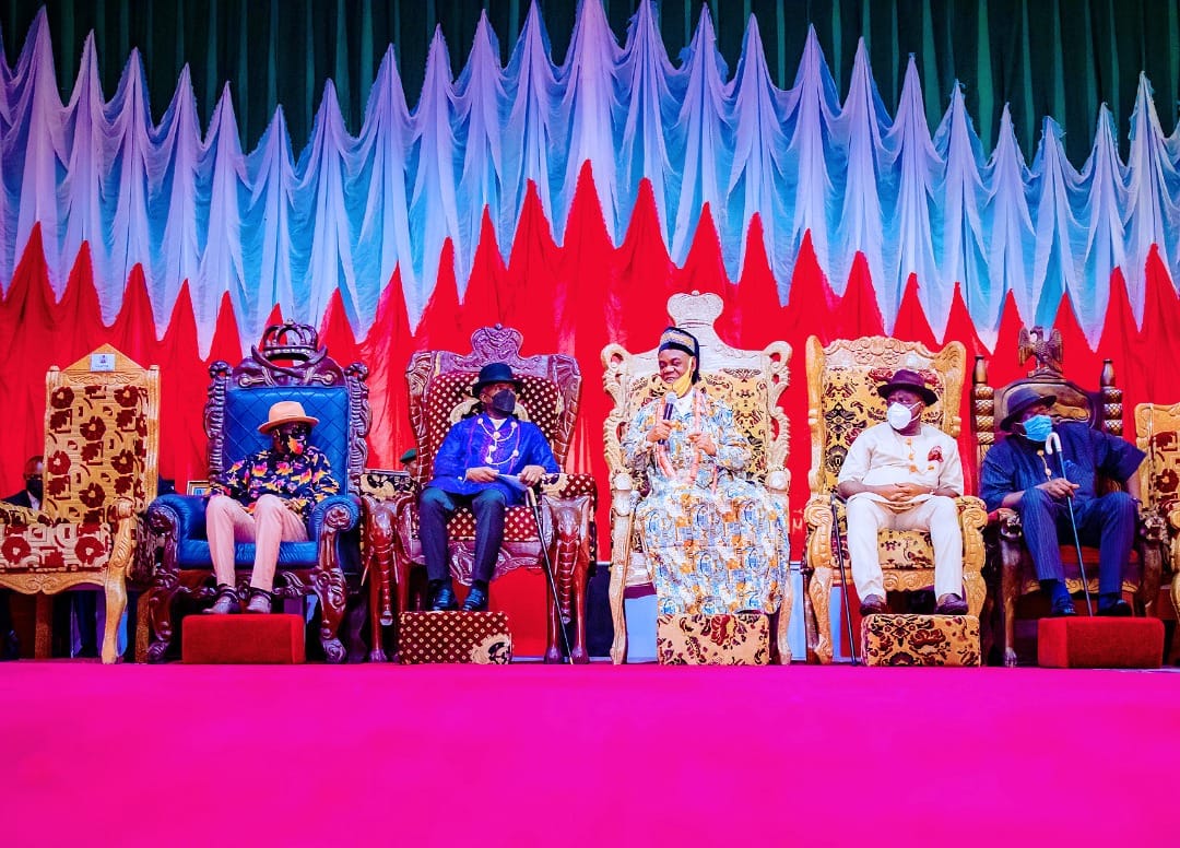 Vice President Yemi Osinbajo dazzles in Ijaw outfit complimented with a hat and walking stick during his during engagements in Bayelsa