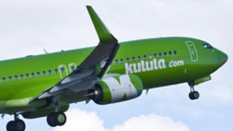 A ComAir plane