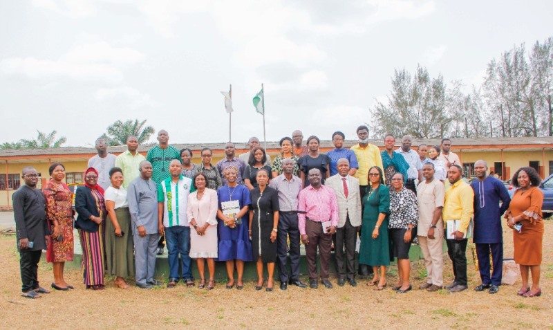  Sagoe-Oviebo with the media and other stakeholders