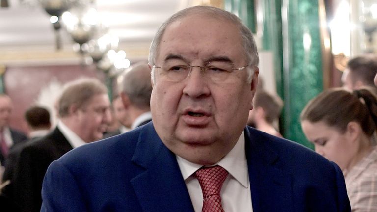 Alisher Usmanov: hit in Italy