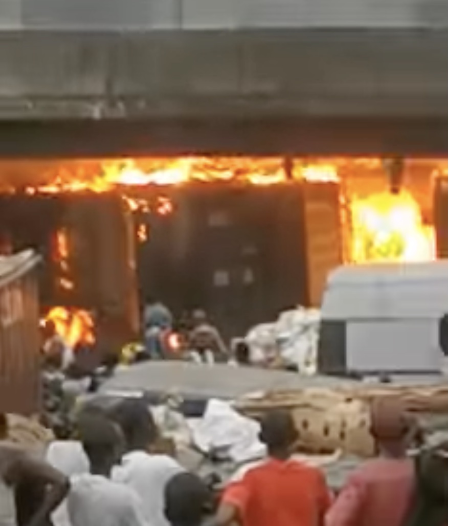 Apongbon bridge on fire