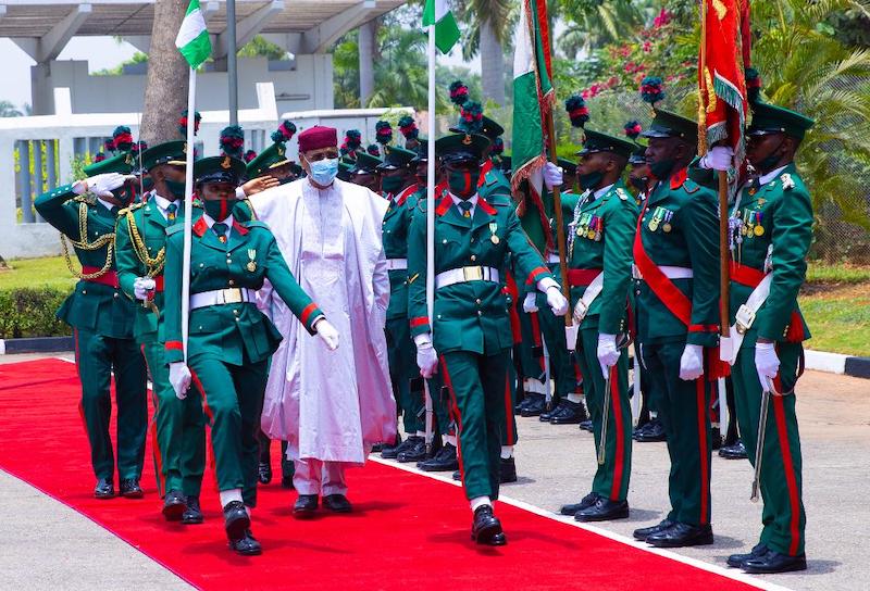 Bazoum with a guard of honour  at Aso Villa