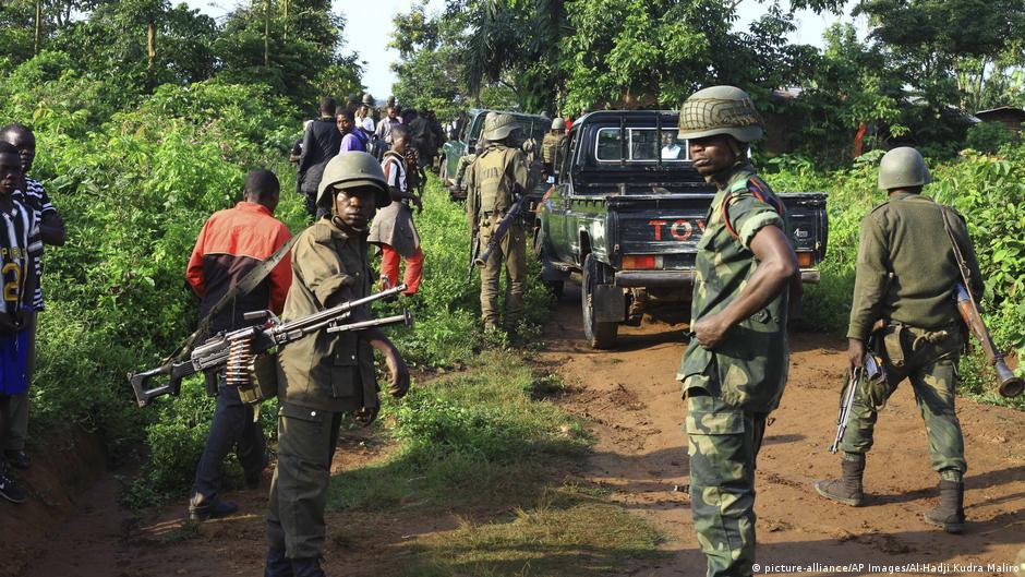 Plateau residents attack Nigerian soldiers, defend gunrunner