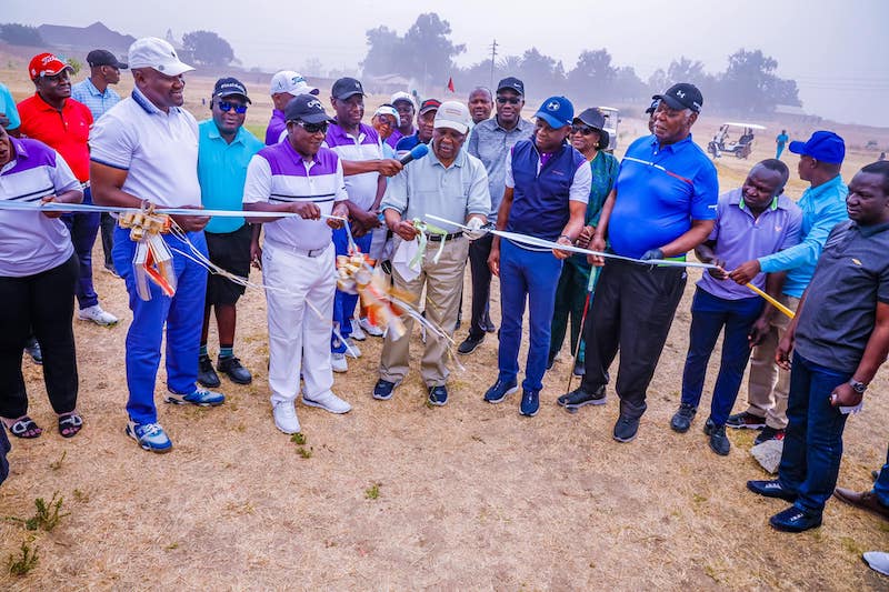 Gowon commissions  the new Rayfield Golf course