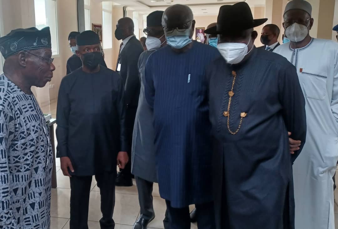 Former President and Chair, Coalition for Dialogue on Africa (CoDA), Chief Olusegun Obasanjo (left), Vice President, Prof. Yemi Osinbajo, former President of Serria Leone, Ernest Bai Koroma, former President of Nigeria, Dr. Goodluck Jonathan and a member of the CoDA Board of Trustees, Prof. Abdoulaye Bathily at the opening of a CoDA High-level Dialogue with the theme: West Africa: Rising to the Challenge of Consolidating Democratic Goverance holding at the Olusegun Obasanjo Presidential Library (OOPL) Abeokuta, Ogun State Nigeria.