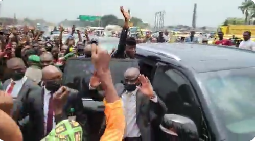 Osinbajo acknowledges cheers from the crowd