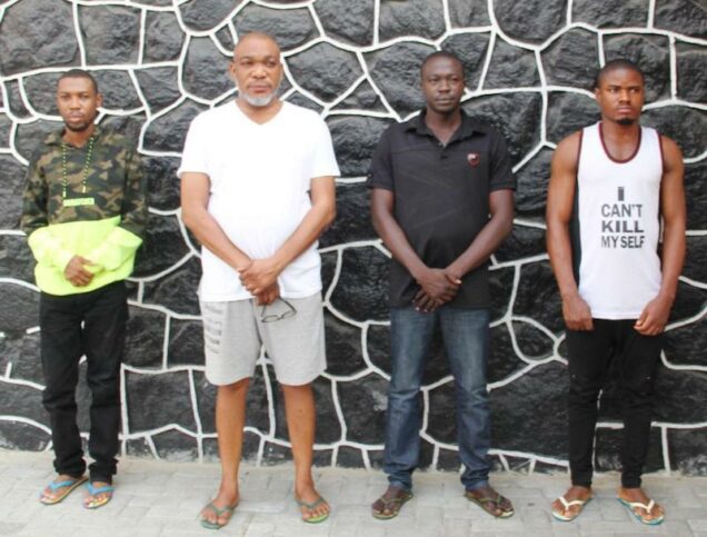Osondu Igwilo, second left aan the other accomplices arrested by EFCC