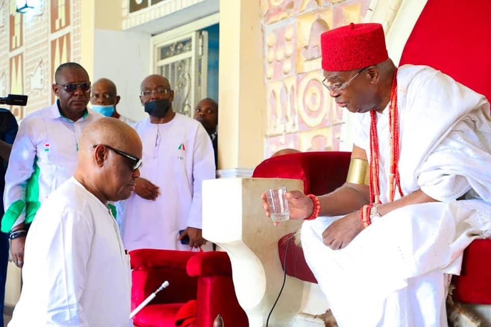 Wike knelt before Obi of Onitsha