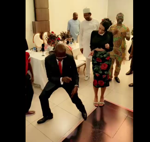 See what Oshiomhole is doing on the dance floor