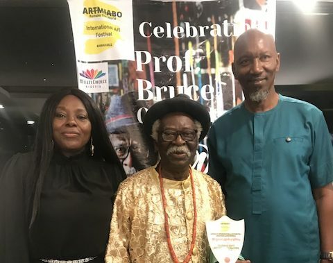 Bruce Onobrakpeya, middle, honoured by ArtMiabo